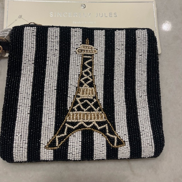 Accessories - EIFFEL TOWER BEADED WRISTLET!! New